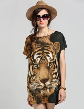 

Batwing-sleeve Tiger Animal Print Loose T-shirt