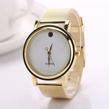 

White Elegant Round Golden Alloy Belt Wrist Watch