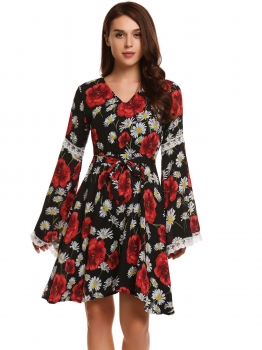 

Black Flare Sleeve Ethnic Style Print V Neck Pleated Dress, Multicolor