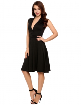

Black Sleeveless V-neck High Waist Slim Pleated Dress, Multicolor
