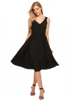 

Black Sleeveless V-neck High Waist Pleated Slim Dress, Multicolor