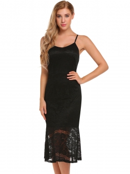 

Black Spaghetti Strap Backless Lace Fishtail Dress, Multicolor