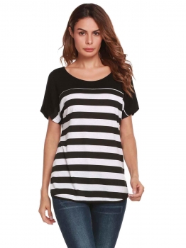 

Black O-Neck Short Sleeve Patchwork Hem Split T-shirt, Multicolor