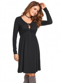

Black Keyhole Long Sleeve Solid Empire Waist Dress, Multicolor
