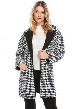 

Black Women Casual Turn-down Collar Long Sleeve Button Pocket Winter Warm Basic Coat, Multicolor