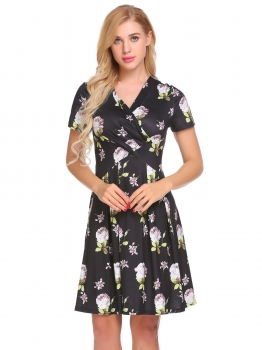 

Black Women V-Neck Short Sleeve Floral Print Ruched Midi A Line Dress, Multicolor