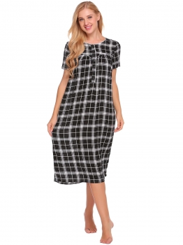 

Black O-Neck Short Sleeve Printed Button Nighgown, Multicolor