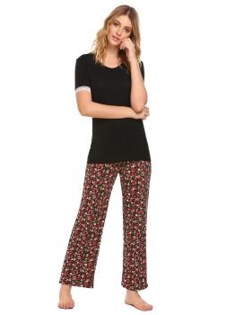 

Black Short Sleeve Tops and Floral Pants Pajamas Sets, Multicolor