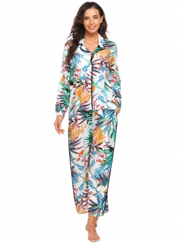 

Green Long Sleeve Prints Elastic Waist Soft Pajamas Set, Multicolor
