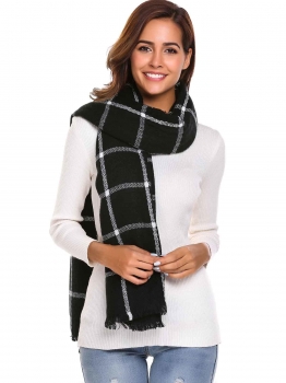 

Black Unisex Patchwork Oversize Fringe Wraps Scarf, Multicolor