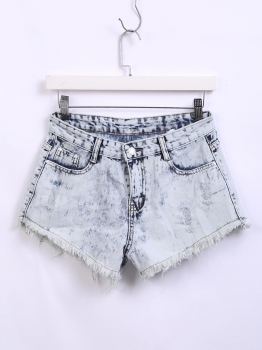 

Mid Waist Distressed Frayed Burrs Hem Denim Shorts, Multicolor