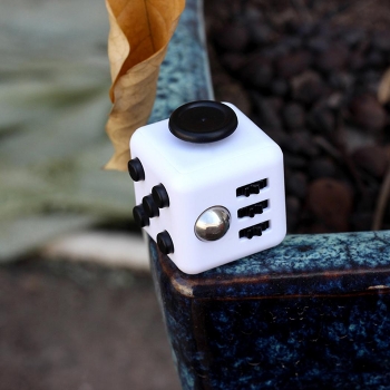 

New Kids 6 Sides Cube Of Fun Fidget Cube Toy Anxiety Stress Relief, Multicolor
